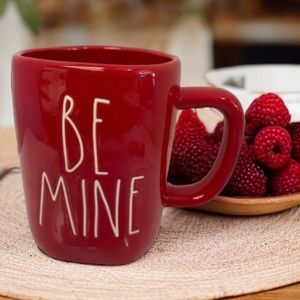Be Mine  Rae Dunn mug NWT